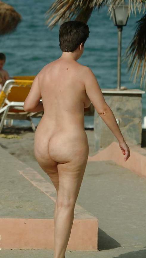 4P Housewife Nudism 2