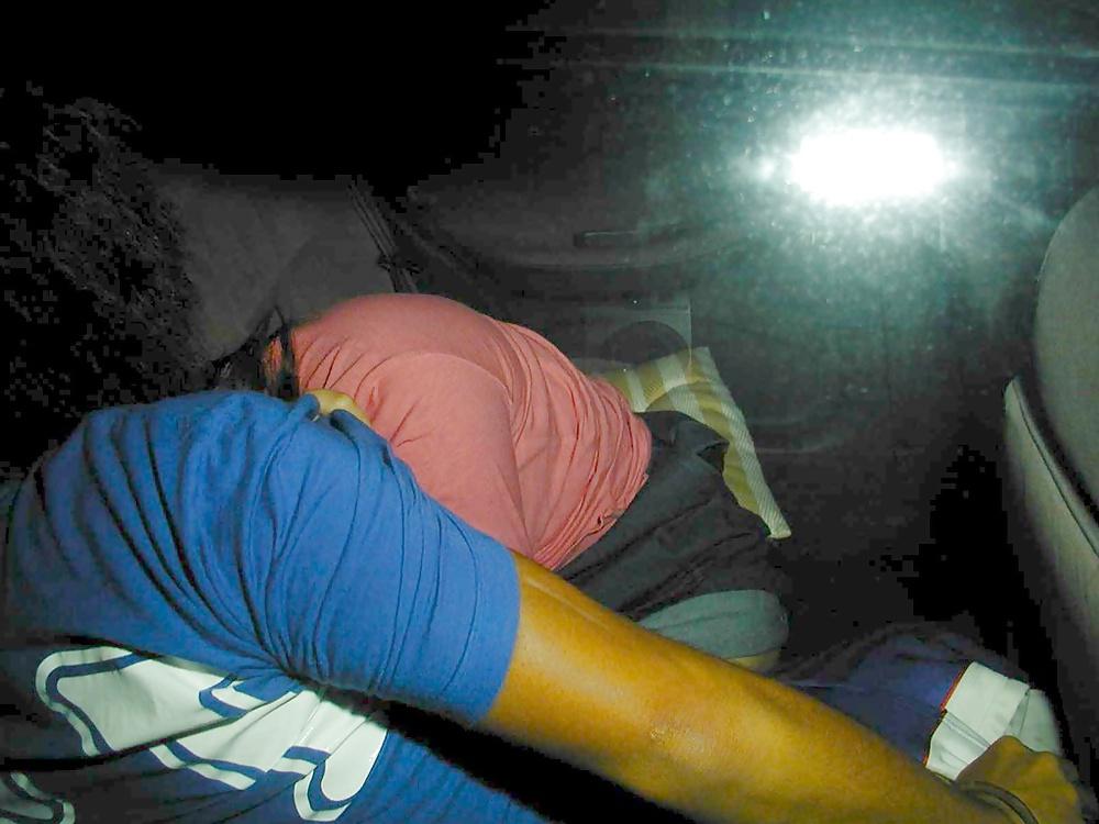 20P Japanese Couple Car Sex 14
