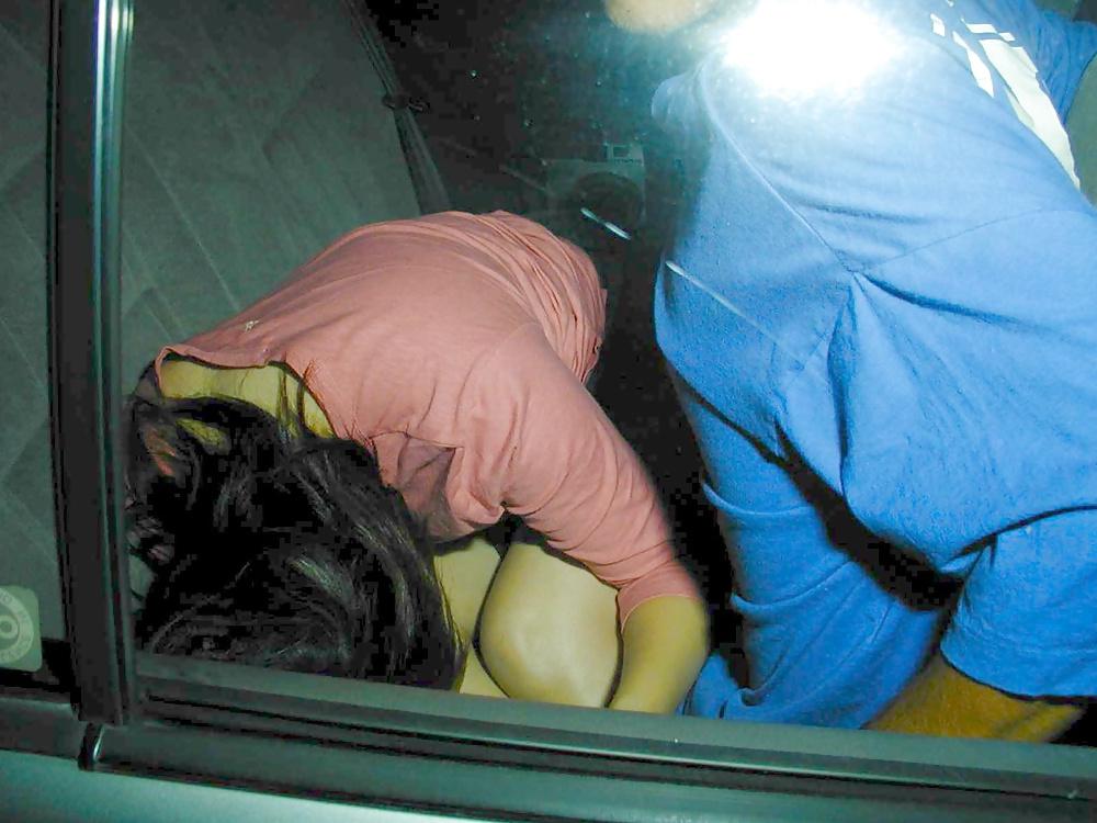 20P Japanese Couple Car Sex 14
