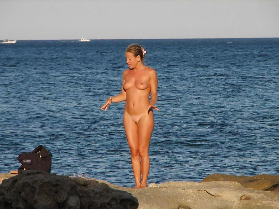 9P Housewife Nudism 7