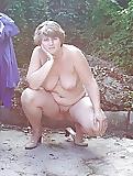7P My best internet friend, front view