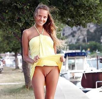 25P Show me your pussy 9