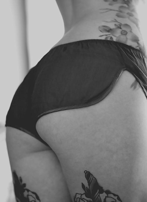 20P Panties & cameltoe 76