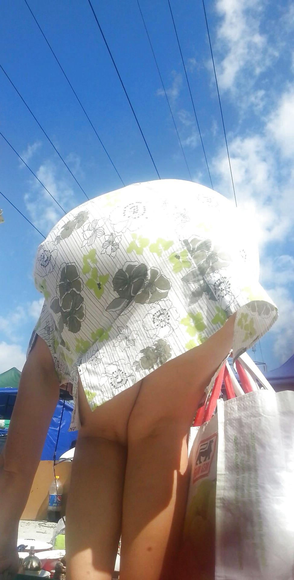 11P Spy sexy mature upskirt romanian