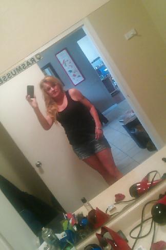 8P Blonde cougar