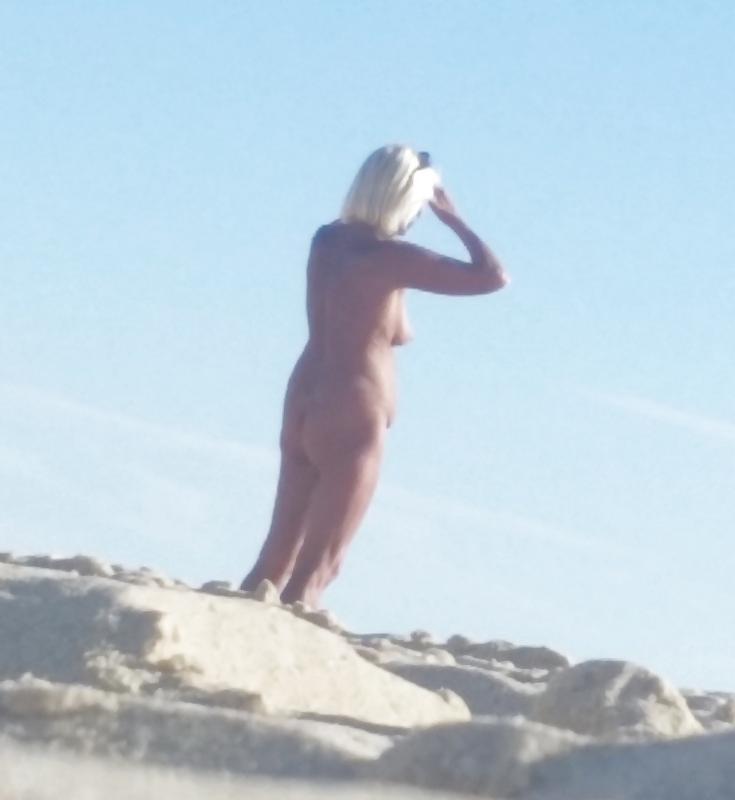 5P Nude area of Mimizan Beach in France