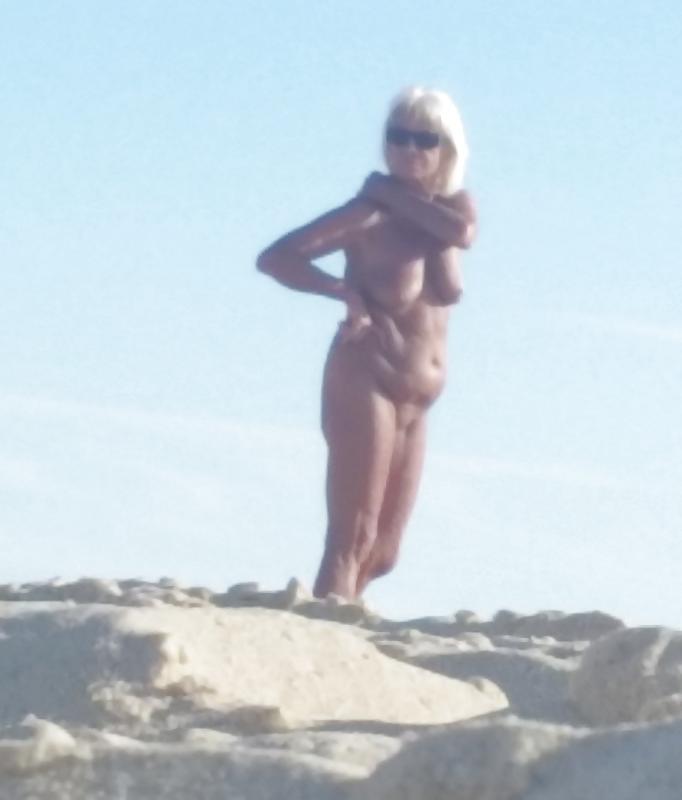 5P Nude area of Mimizan Beach in France