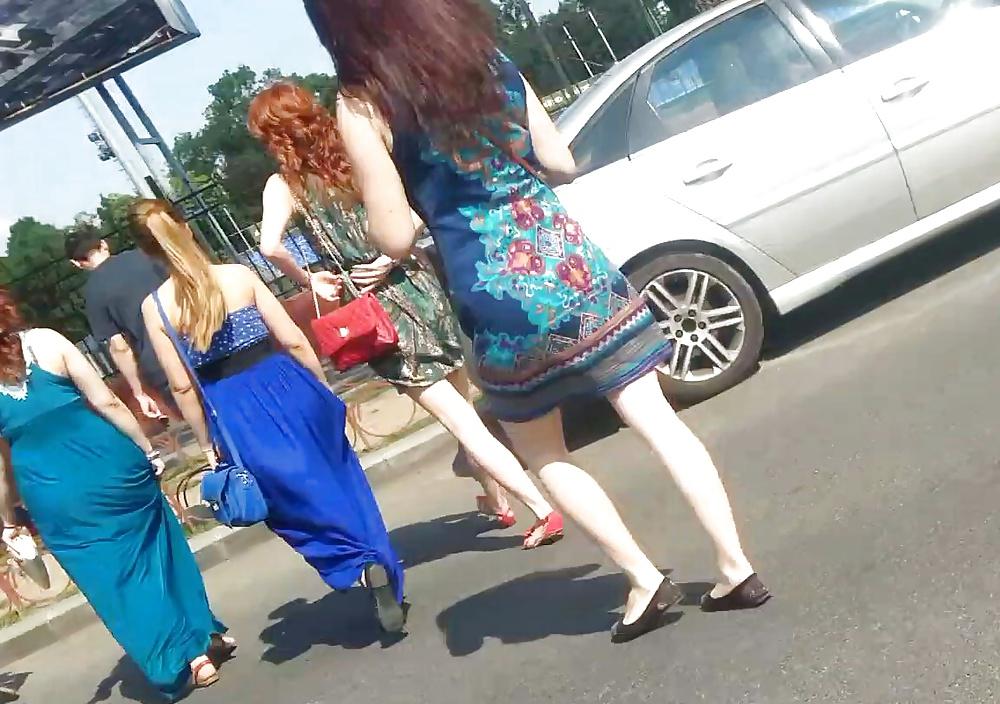 19P Spy hot girls feet, legs and skirt romanian
