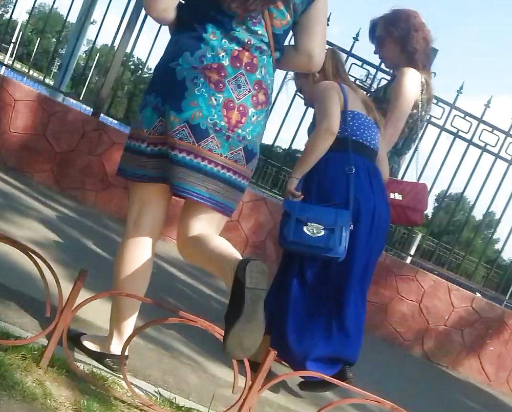 19P Spy hot girls feet, legs and skirt romanian