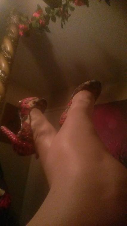 19P Gorgeous thick latina cougar
