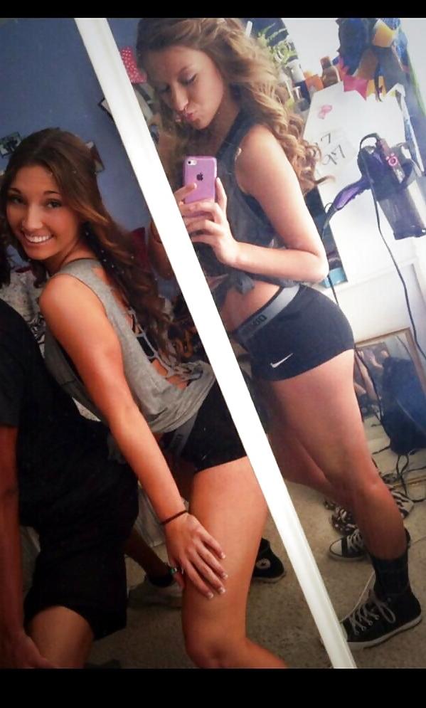 25P Amateur Twitter Girls Wearing Nike Pro spandex shorts