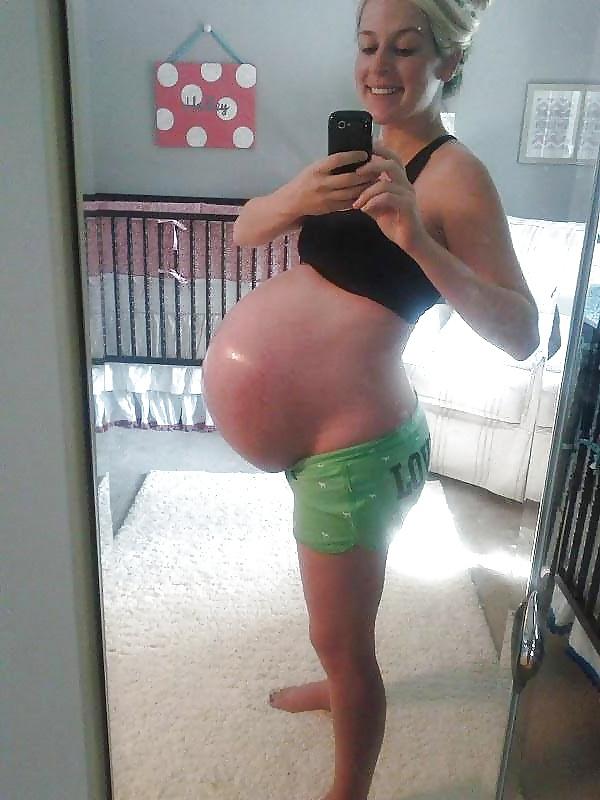 25P Enceinte Ventre nue - Naked pregnant belly 5