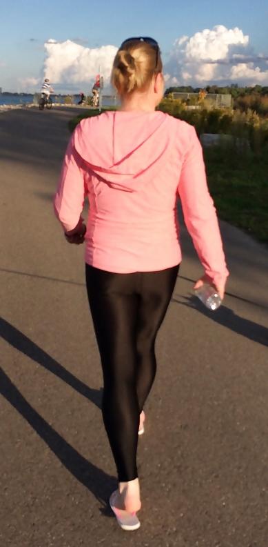 9P Shiny spandex leggings