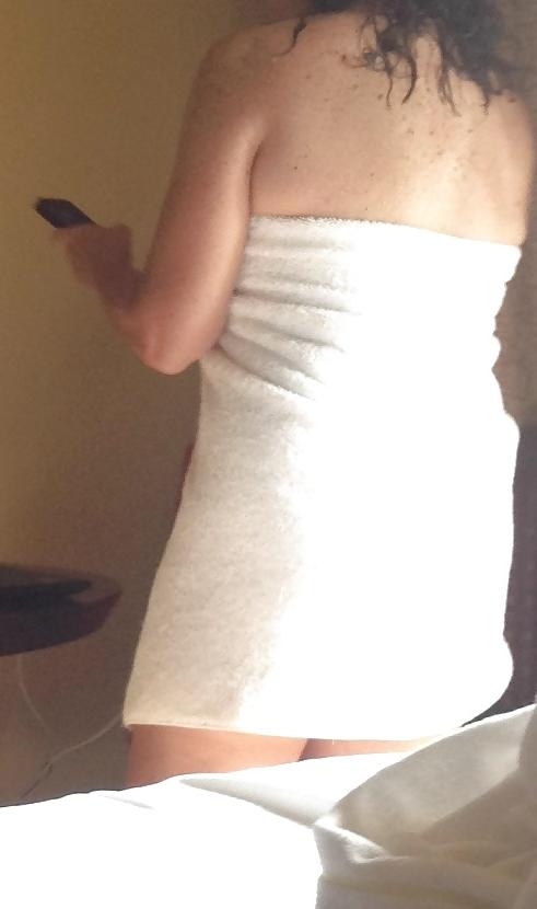12P Wife naked on vacation - after shower