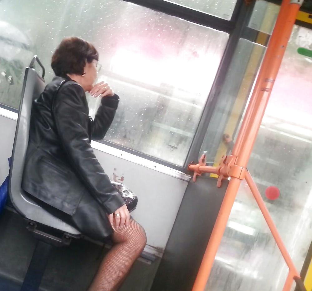 17P Spy sexy feet and legs romanian