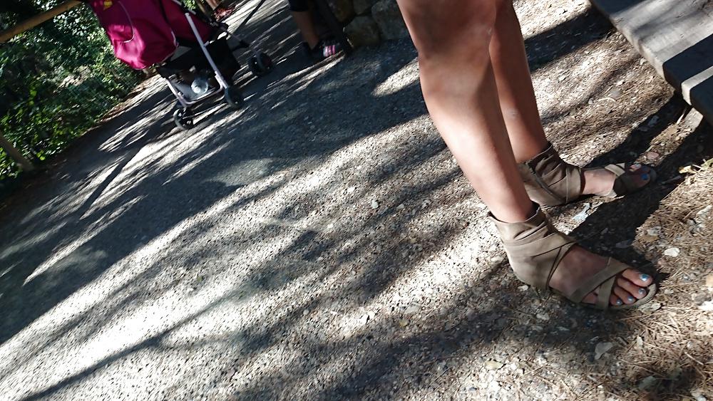 13P Candid heels feet and legs 3