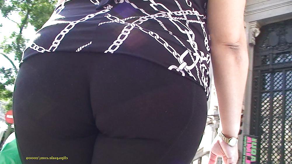 10P Candid big ass chubby