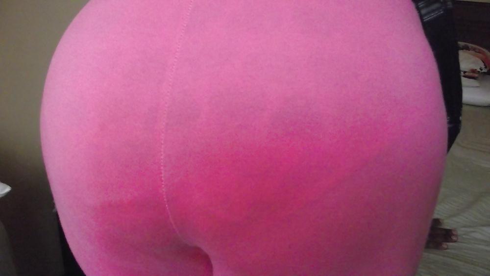 10P Wife panty line