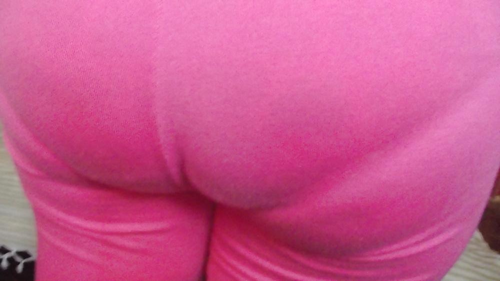 10P Wife panty line