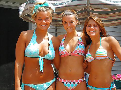 15P Hooters girl Casey and her big tits