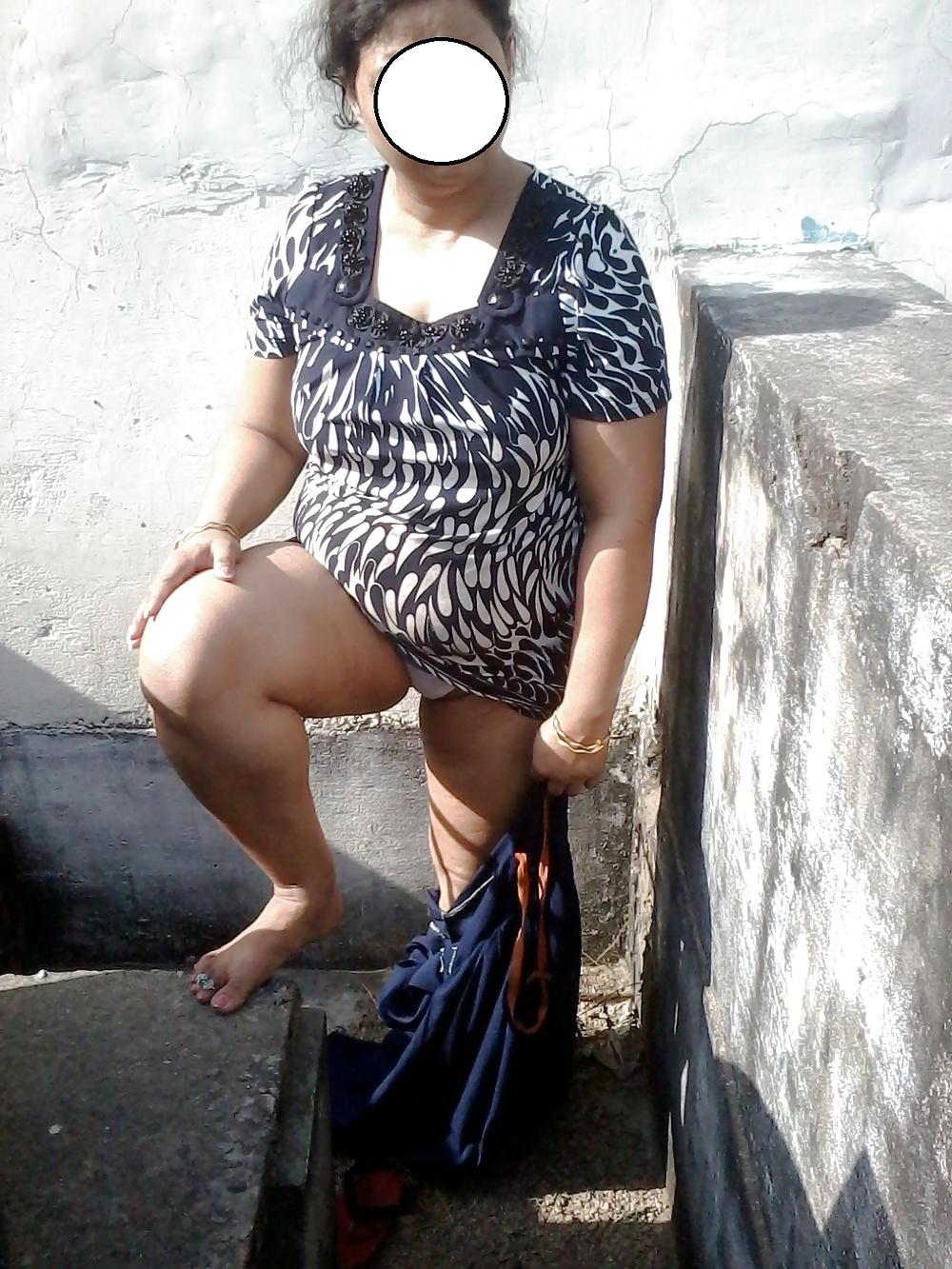 18P Indian hot housewife outdoor fun