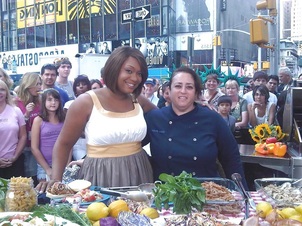 25P Let's Jerk Off Over ... Chef Sunny Anderson (Food Network)