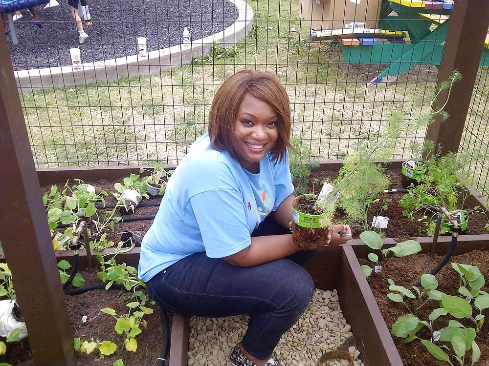 25P Let's Jerk Off Over ... Chef Sunny Anderson (Food Network)