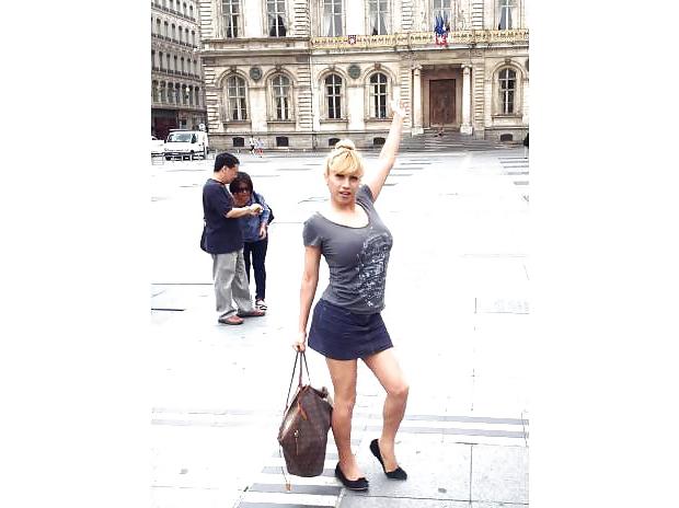15P Shemale in paris  escorte nation