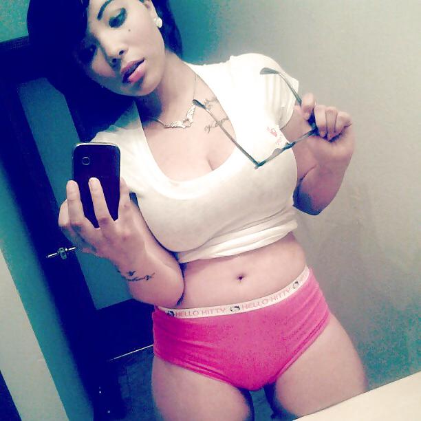 11P Camel Toe So Fat