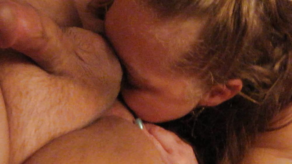 11P Wife asslick fingering rimming