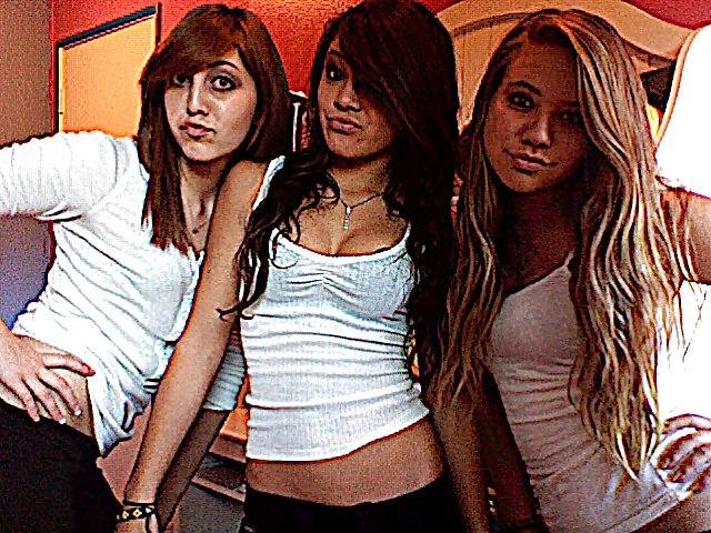 7P Best Friend Ali and her friends