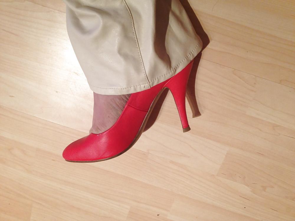 25P Shoe to view