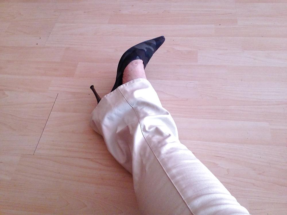 25P Shoe to view