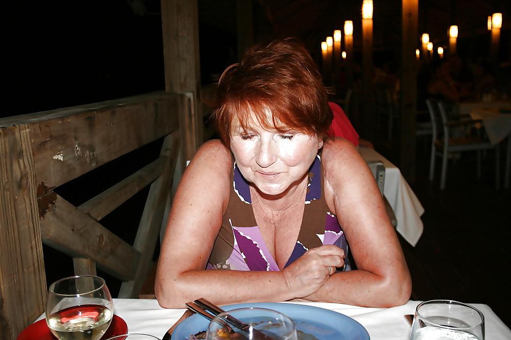 22P Perfect Mature Wife