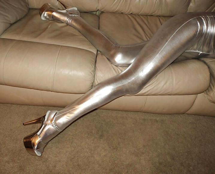 17P Her shiny body