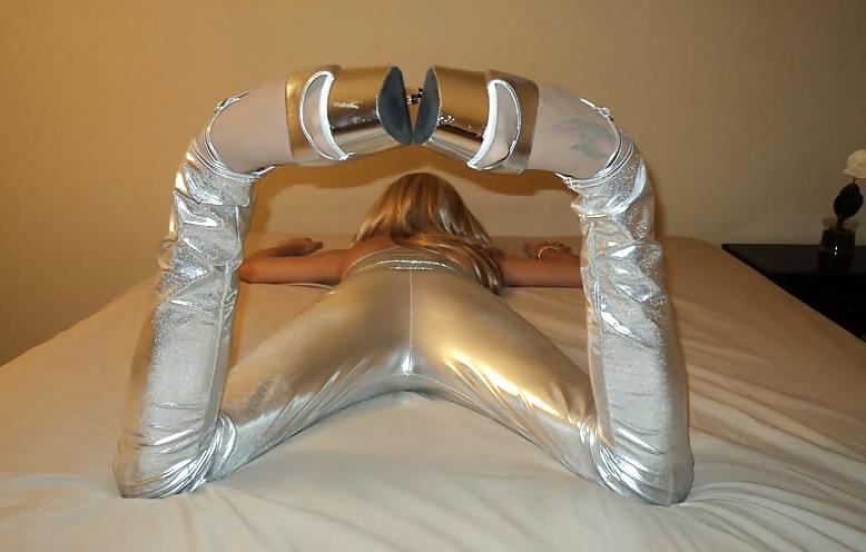 17P Her shiny body