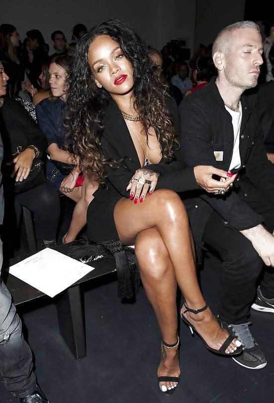 15P Rihanna NYC Fashion Show
