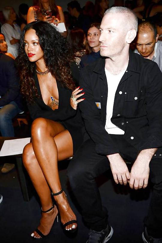 15P Rihanna NYC Fashion Show