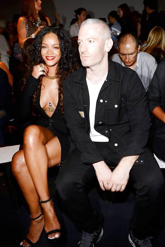 15P Rihanna NYC Fashion Show