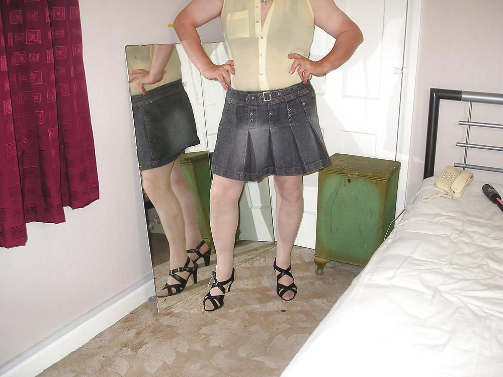 23P New Short Mini Skirt And Stockings