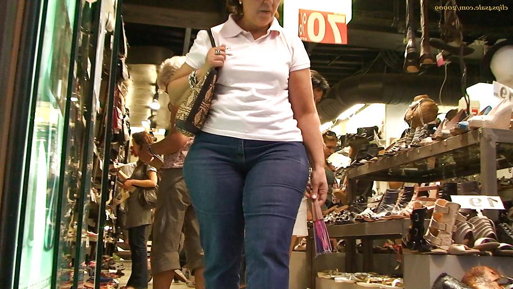 5P Candid asses from GLUTEUS DIVINUS