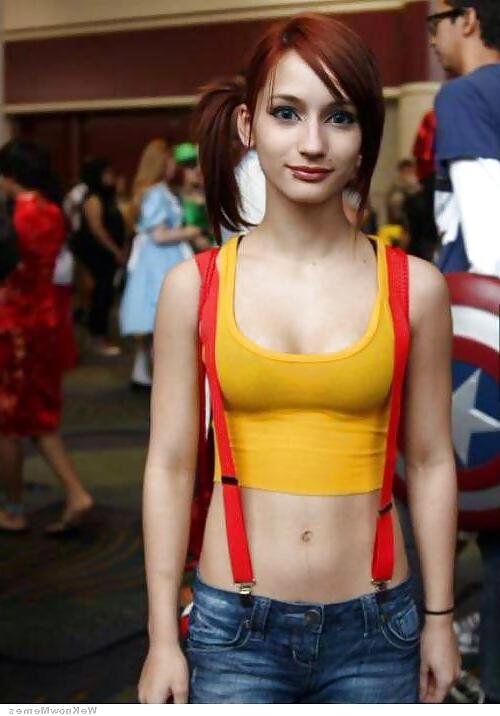 25P Cosplay Cuties vol 1