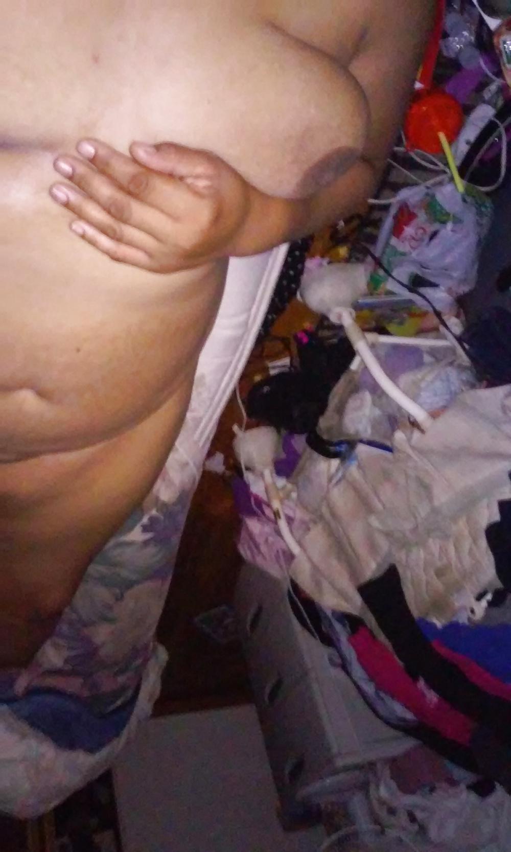 25P Candid wife