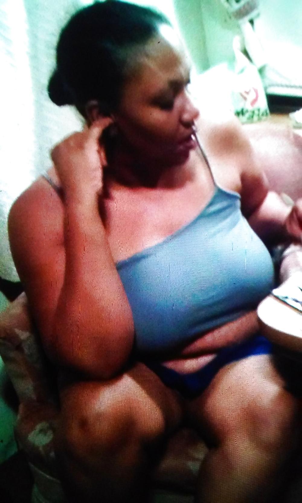 25P Candid wife
