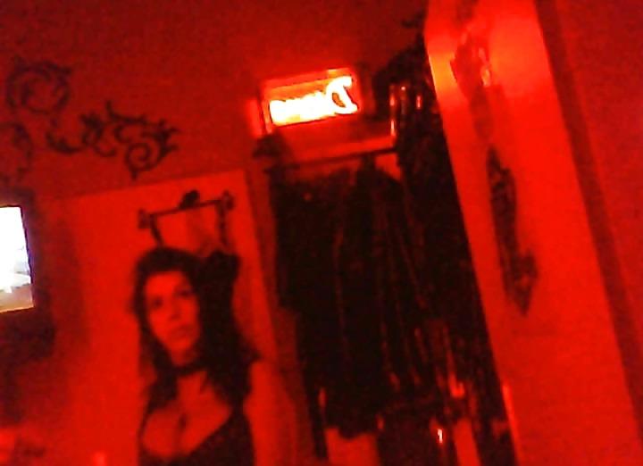 24P 15.11.2011 frankfurt Whorehouse Leierkasten