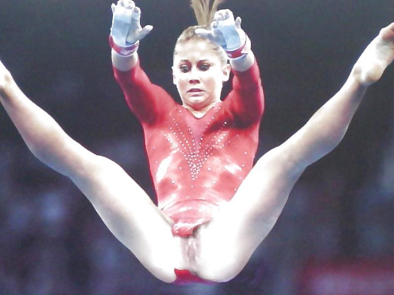 10P Foto-shop samples on cute gymnastics
