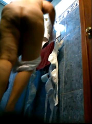 20P My Mom in the shower 2