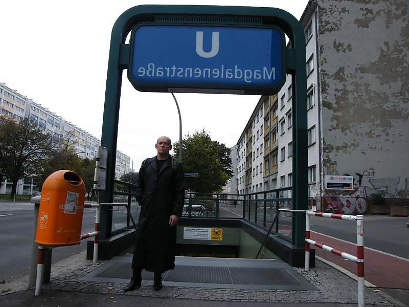 25P Berlin - fast ganz nackt - 04