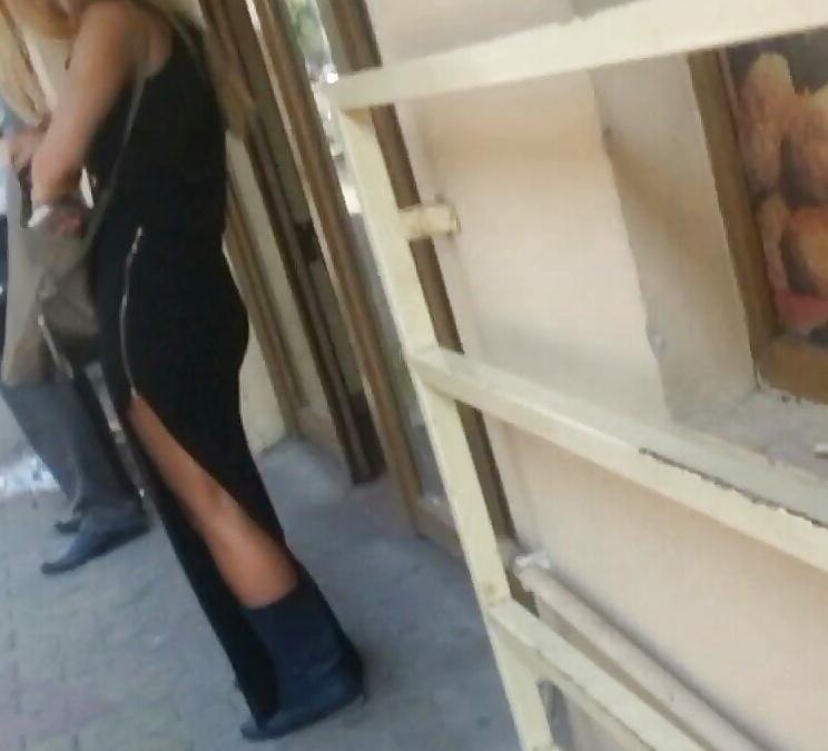24P Spy old + young feet and legs romanian
