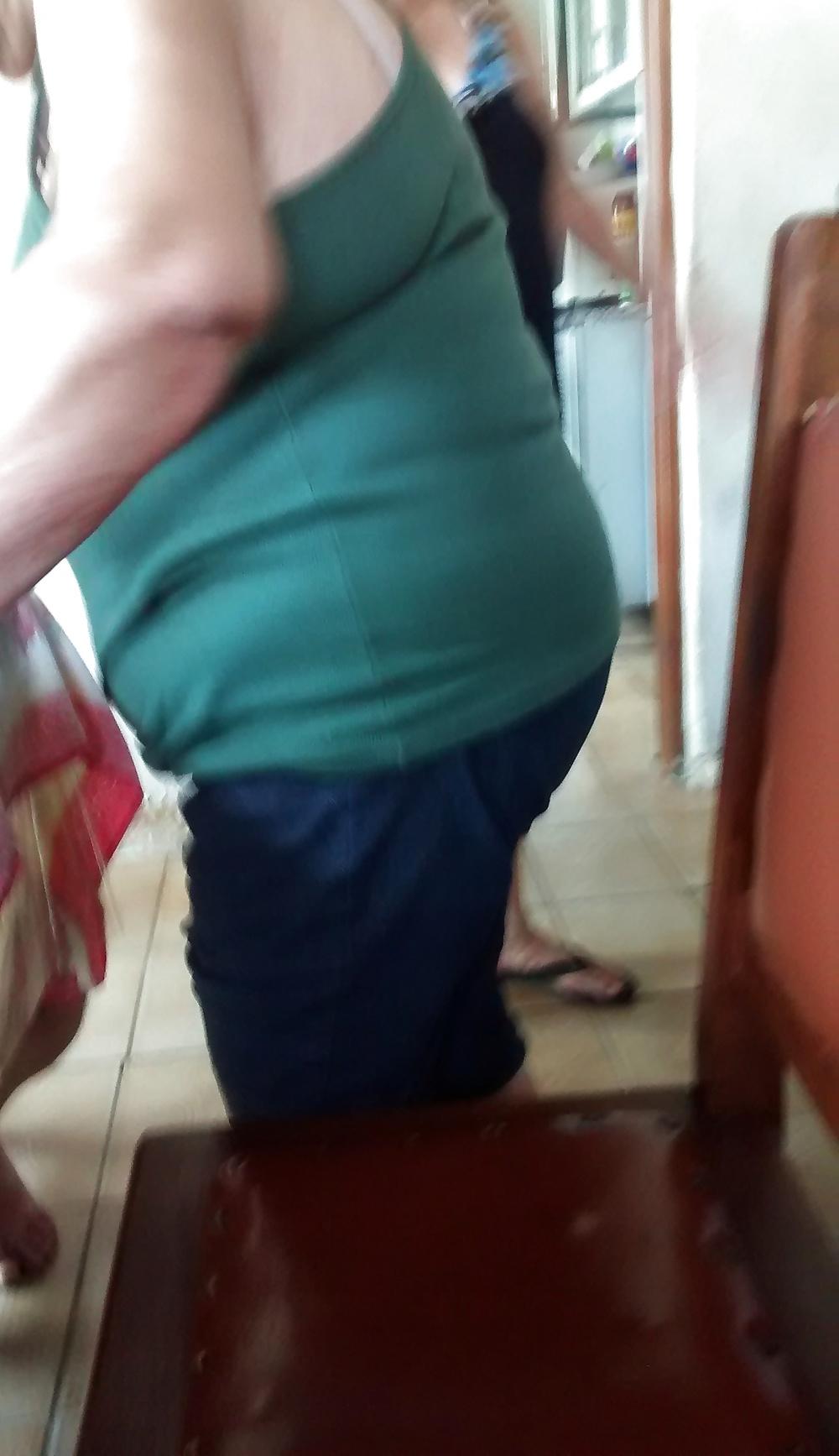 5P Mrs Janete 79 yo and her provacativ tits and belly part 2